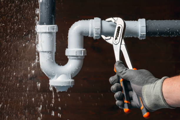 Professional Leak Detection technician working in Cragford, AL